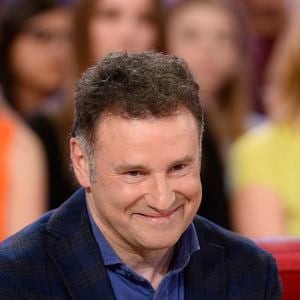 Elle raconte : "Depuis que j’ai commencé ce métier, j’entends des réflexions du type : 'Elle a été pistonnée, c’est facile pour elle…' Si je me suis lancée dans ce métier, ce n’est pas pour essayer de cacher qui je suis"

Pierre Sled - Enregistrement de l'émission "Vivement Dimanche" à Paris le 1er Avril 2015. L'émission sera diffusée le 05 Avril 2015. Invité principal Sophie Davant.  |Enregistrement de l'émission "Vivement Dimanche" à Paris COADIC GUIREC / BESTIMAGE