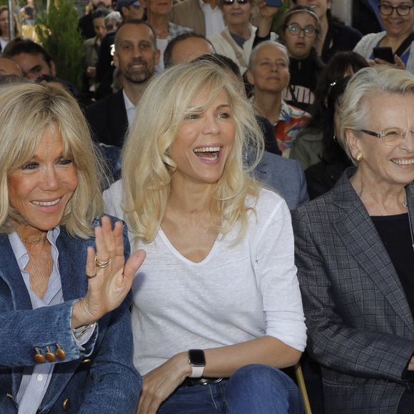 Exclusif - Brigitte Macron et sa fille Laurence Auzière et  Michèle Alliot-Marie - Inauguration de la place Line Renaud a Rueil-Malmaison le 22 Juin 2024.
© Jlppa / Bestimage