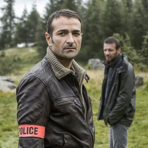 Samuel Le Bihan et Mikaël Fitoussi dans la série "Alex Hugo".