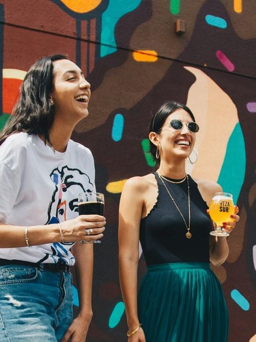 Les personnes les plus gentilles utilisent toujours ces cinq phrases. Elles servent à encourager les autres et à augmenter leur bonheur, selon la psychologie.