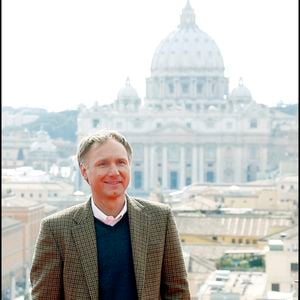 Dan Brown, qui a vécu un divorce compliqué, affirme être un homme épanoui.

Dan Brown lors du Photocall de Anges & Démons à Rome, Italy. © SGP / BESTIMAGE