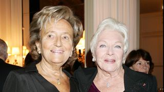 "Chaque jour, elle s'émerveillait du calme de ma maison" : Les dernières semaines de Bernadette Chirac racontées par Line Renaud