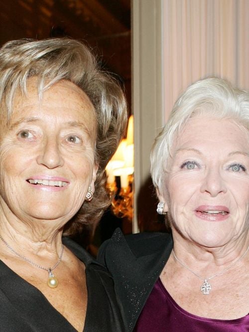 "Chaque jour, elle s'émerveillait du calme de ma maison" : Les dernières semaines de Bernadette Chirac racontées par Line Renaud