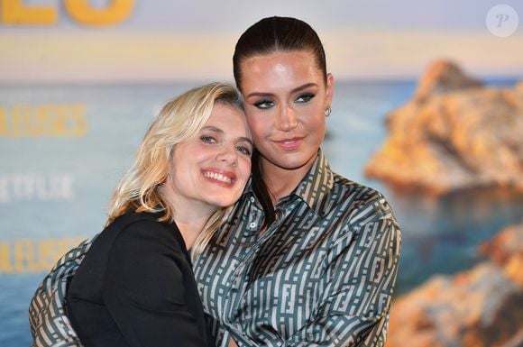 Mélanie Laurent , Adèle Exarchopoulos - Avant-première du film "Voleuses" diffusé sur Netflix.  Paris le 24 octobre 2023. © Veeren / Bestimage