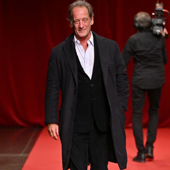 L'acteur a également eu Marcel Gitard, avec une femme dont on ne connaît pas l'identité

Vincent Lindon assiste à l'hommage à Alain Delon et à la projection de Plein Soleil comme dernière séance du 16e Festival du film Lumière à Lyon, France, le 20 octobre 2024. Photo par Julien Reynaud/APS-Medias/ABACAPRESS.COM