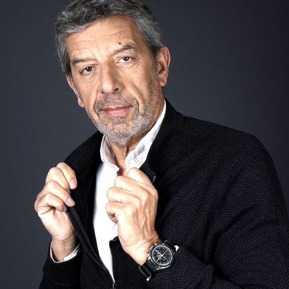 Info - Michel Cymes révèle avoir guéri d'un cancer - Portrait de Michel Cymes en marge de l'émission "Chez Jordan" à Paris le 8 avril 2022.

© Cédric Perrin / Bestimage