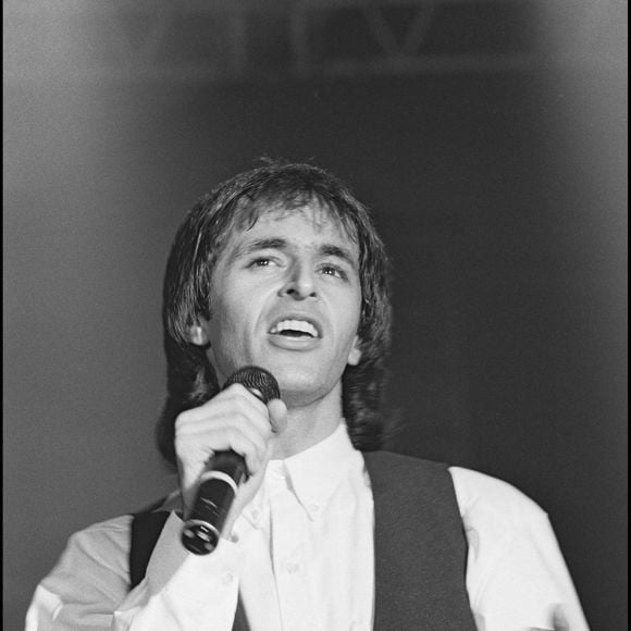 Archives - Jean-Jacques Goldman sur scène en 1985.

Photo : Bowen / Bestimage