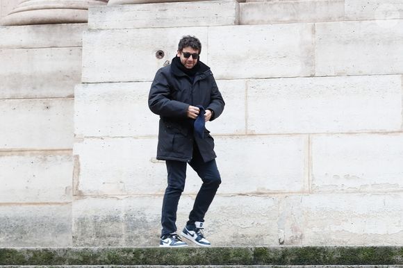Patrick Bruel - Sorties des obsèques de Niels Arestrup à l'Église Saint-Roch à Paris. Le 10 décembre 2024
© Christophe Clovis / Bestimage
