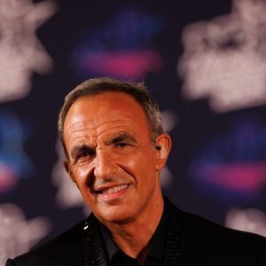 Nikos Aliagas participe à la 27ème édition des NRJ MUSIC AWARDS au Palais des Festivals le 31 octobre 2025 à Cannes, France. Photo par Anne Barson/ABACAPRESS.COM