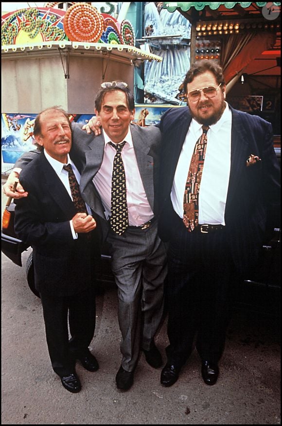 Charly Oleg et le docteur Pierre Huth - people à la Foire du Trône 1994
©BOWEN / BESTIMAGE