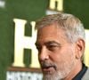 Son patrimoine provient de sa carrière au cinéma, au théâtre et de nombreux contrats publicitaires.

George Clooney au photocall de la soirée "HISTORYTalks 2022: Your Place in History" dans le DAR Constitution Hall de la Maison Blanche à Washington DC, le 24 septembre 2022.
Photo Press Service / BESTIMAGE