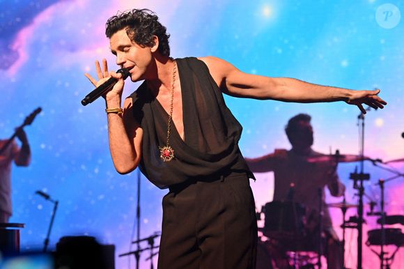 Mika, l'auteur-compositeur-interprète, musicien et acteur libano-américano-britannique, en concert sur la scène du Grand Auditorium du Palais des Festivals de Cannes dans le cadre du MIDEM 2025 le 30 janvier 2025.
© Bruno Bebert/Bestimage