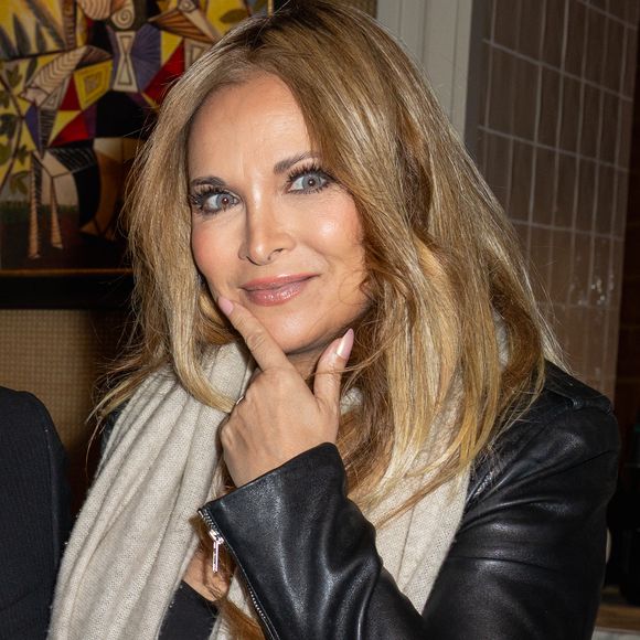 Elle est membre du jury de La France a un incroyable talent

Hélène Ségara. au dîner de Noël organisé par M.Gargia et C.Rizk au restaurant La Baia Paris le 23 novembre 2025.

© Sébastien Frémont / Bestimage