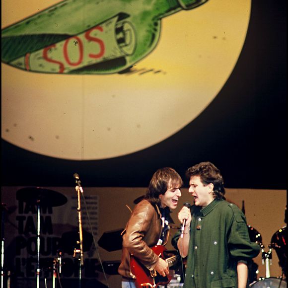 Daniel Balavoine et Jean-Jacques Goldman, chanteurs sans frontières, le 13 octobre 1985 Photo de Bestimage.