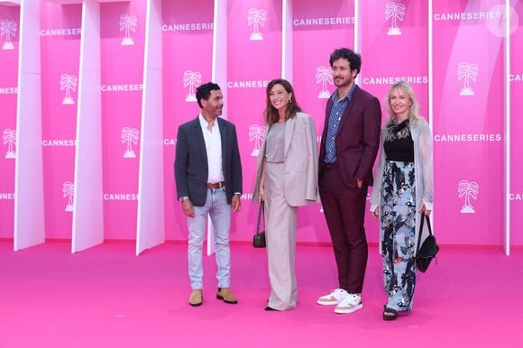 Laura Smet, Slimane-Baptiste Berhoun, guest sur le pink carpet lors du festival Canneseries saison 8 au palais des festivals à Cannes le 27 avril 2025.

© Denis Guignebourg / Bestimage