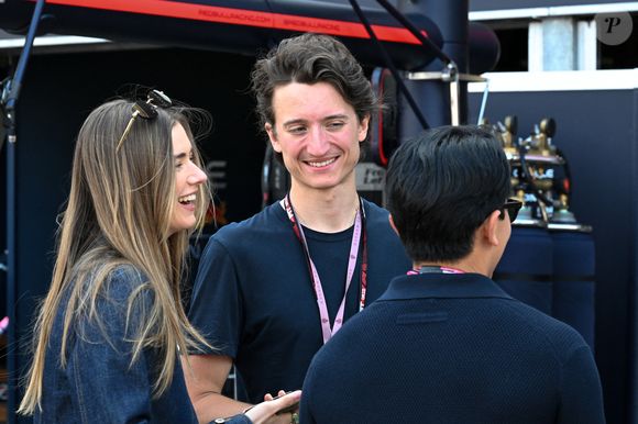 Jean Arnault et sa compagne Zita d'Hauteville - Les célébrités dans les stands la veille du Grand Prix de Formule 1 (F1) de Monaco le 24 mai 2025. © Lionel Urman / Bestimage