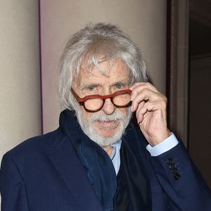 Pierre Richard lors de la soirée de gala pour la fondation de la recherche en physiologie, les Stethos, au George V à Paris le 18 mars 2024. © Coadic Guirec / Bestimage