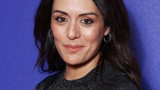"J’ai perdu la personne que j’aimais le plus au monde" : sacrée meilleure actrice au Festival de la Fiction de La Rochelle, Sofia Essaïdi perd ses moyens sur scène