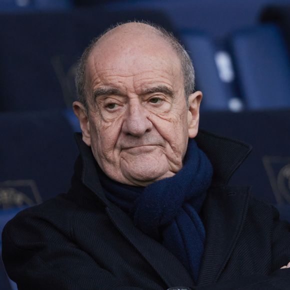 Pierre Lescure en tribunes du match de Ligue 1 McDonald's opposant le Paris Saint-Germain (PSG) au Racing Club de Lens (RCL) (1-0) au Parc des Princes à Paris, France, le 2 novembre 2024. © Cyril Moreau/Bestimage
