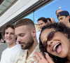 Le tennisman a d'ailleurs pu compter sur la présence de ses amis lors de cet ultime match. Le chanteur M Pokora, sa femme Christina Milian et l'humoriste Paul de Saint Sernin avaient fait le déplacement pour vivre ce moment historique. 

M Pokora, Christina Milian et Paul de Saint Sernin dans les tribunes de Roland-Garros en mai 2026 pour le match d'adieu de Gaël Monfils. Capture d'écran Instagram de Christina Milian