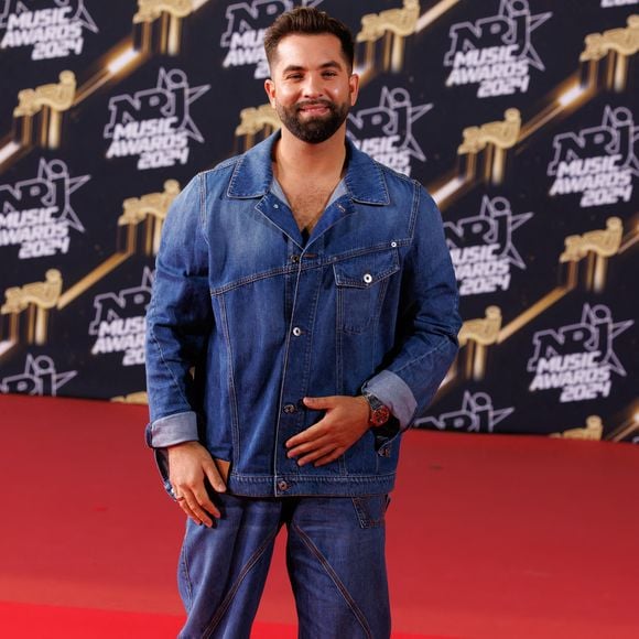 Kendji Girac assiste aux 26e NRJ Music Awards au Palais des Festivals le 1er novembre 2024 à Cannes, France. Photo par Anne Barson/ABACAPRESS.COM