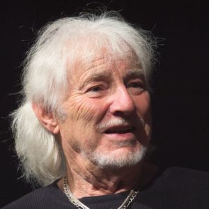 Hugues Aufray lors du concert des Coccinelles au Casino de Paris au profit de l'A.N.R, Association Neurofibromatoses et Recklinghausen a Paris, France le 04 Novembre 2018. Photo par Nasser Berzane/ABACAPRESS.COM