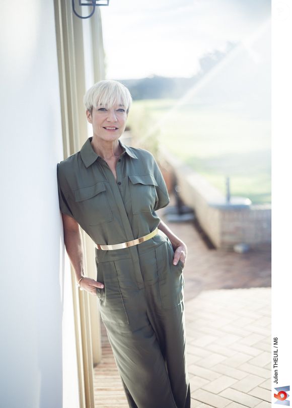 Estelle Dossin, photo officielle de "Mariés au premier regard 2025"