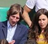 Après sa rupture Mathias Malzieu du groupe de rock Dionysos, l'ex-candidate de la Star Academy a retrouvé l'amour avec le programmateur musical Nicolas Preschey, le père de son fils Nino né en 2015.
Olivia Ruiz et son compagnon Nicolas Preschey - Jour 9 - People aux Internationaux de France de tennis a Roland-Garros le 3 juin 2013. (Jacovides / Agence / Bestimage).