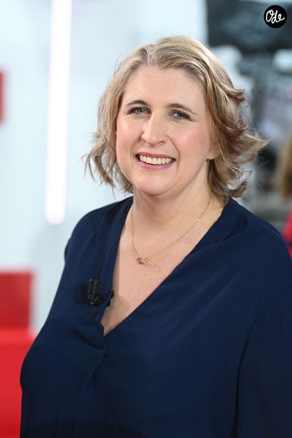 Exclusif - Stéphanie Le Quellec lors de l'enregistrement de l'émission "Vivement dimanche" au studio Rive Gauche, présentée par M. Drucker avec une diffusion sur France 3 le 1er février 2026. © Guillaume Gaffiot/Bestimage