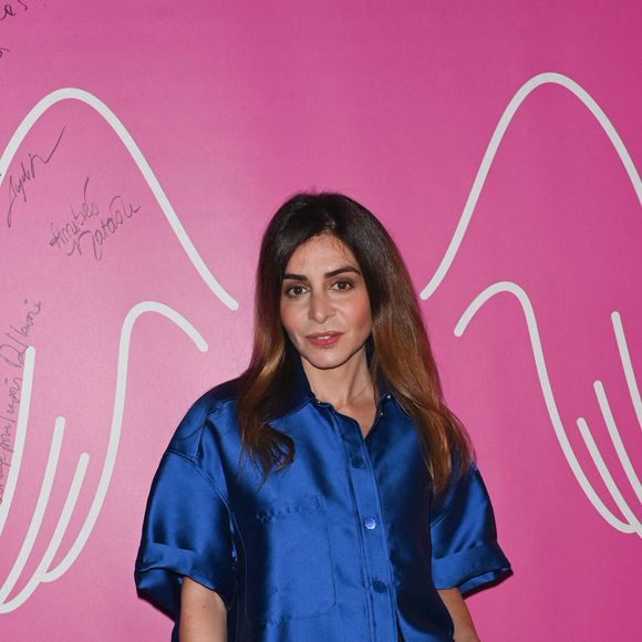 Julie Zenatti lors de l'enregistrement de l'émission "Tout le monde chante contre le cancer, les stars relèvent le défi" au Dôme de Paris, le 22 novembre 2022. Coadic Guirec/ Christophe Clovis / Bestimage