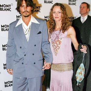 Johnny Depp et Vanessa Paradis assistent à la fête des 100 ans du Mont Blanc à Genève, Suisse, le 5 avril 2006. Photo Lilly Palmberger/LFI/ABACAPRESS.COM