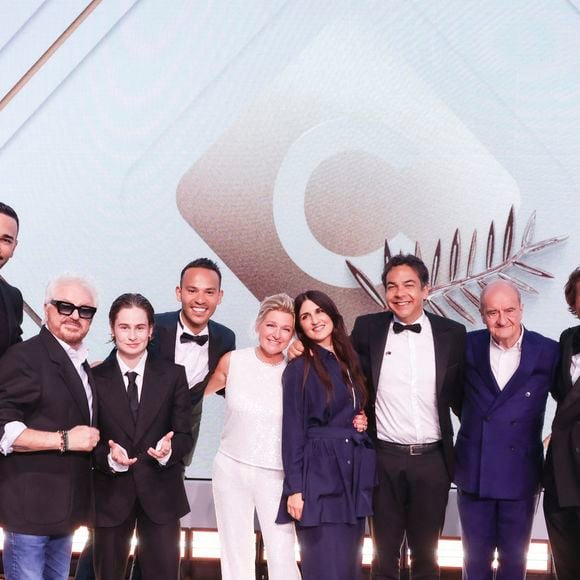 Exclusif - Adil Rami, Marc Cerrone, Christine and the Queens, Mohamed Bouhafsi, Anne-Elisabeth Lemoine, Géraldine Nakache, Patrick Cohen, Pierre Lescure, Bertrand Chameroy sur le plateau de l'émission "C à vous" lors du 78ème Festival International du Film de Cannes, France, le 23 mai 2025. © Jack Tribeca/Bestimage