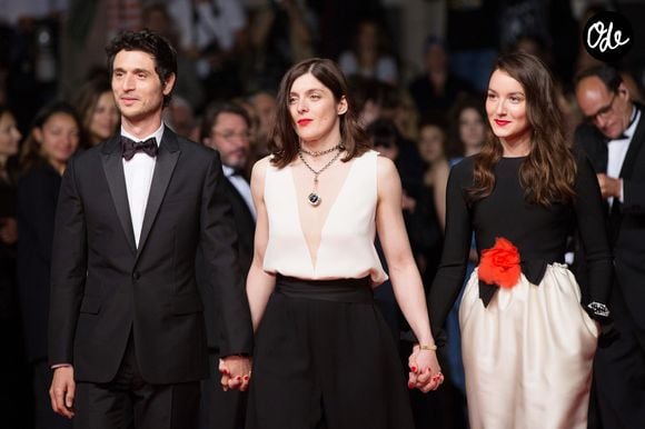 Anaïs Demoustier, Valérie Donzelli et Jérémie Elkaïm lors de la montée des marches du film "Marguerite & Julien" lors du 68e Festival International du Film de Cannes, le 19 mai 2015.

© BORDE-MOREAU / BESTIMAGE