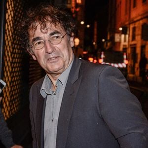 Exclusivité - Albert Dupontel sort d'un restaurant lors du 9e Festival des Lumières à Lyon, en France, le 19 octobre 2017. Photo de Julien Reynaud/APS-Medias/ABACAPRESS.COM