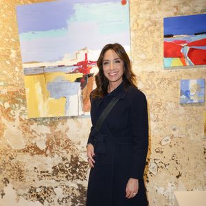 L’animatrice revient à ses premières amours : le journalisme et l’analyse médias.

Virginie Guilhaume - Vernissage de l'exposition de Caroline Faindt aux Espaces Guiffi à Paris le 20 mars 2025. © Coadic Guirec/Bestimage