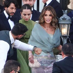 Venise, ITALIE La reine Rania de Jordanie quitte l'hôtel avant le mariage de Jeff Bezos et Lauren Sanchez. Photographe : Backgrid UK/ Bestimage