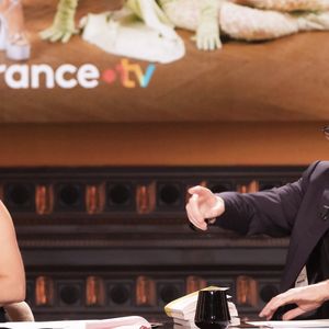 Exclusif - Léa Salamé, Laurent Ruquier lors de la dernière émission de L.Ruquier pour "On Est En Direct (OEED)", présentée par L.Ruquier et L.Salamé, et diffusée en direct sur France 2, à Paris, France, le 4 juin 2022. © Jack Tribeca/Bestimage