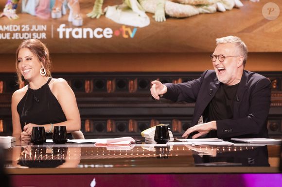 Exclusif - Léa Salamé, Laurent Ruquier lors de la dernière émission de L.Ruquier pour "On Est En Direct (OEED)", présentée par L.Ruquier et L.Salamé, et diffusée en direct sur France 2, à Paris, France, le 4 juin 2022. © Jack Tribeca/Bestimage