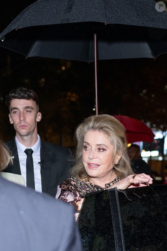 Catherine Deneuve à l'inauguration de la galerie RH Paris sur l'avenue des Champs-Élysées le 4 septembre 2025.

© Yehiel Chekroune / Bestimage