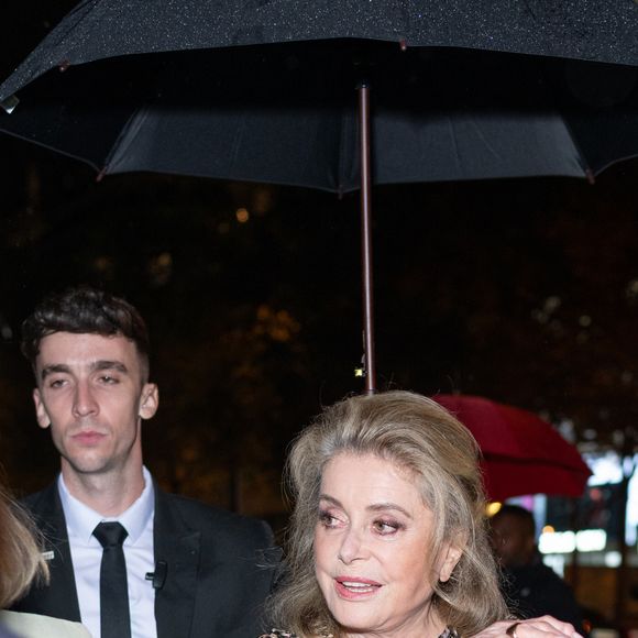 Catherine Deneuve à l'inauguration de la galerie RH Paris sur l'avenue des Champs-Élysées le 4 septembre 2025.

© Yehiel Chekroune / Bestimage