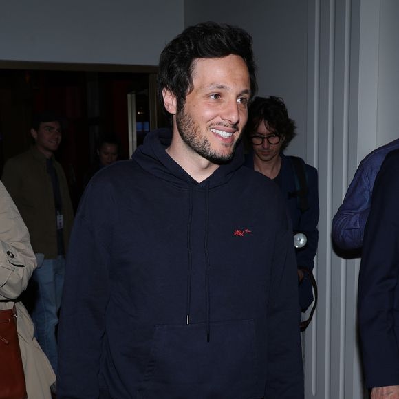 À l'époque, le chanteur, devenu depuis papa d'un petit Edgar, a réalisé plusieurs voyages à vélo, en Allemagne ou en Angleterre. 

Vianney inaugure sa statue de cire au musée Grévin à Paris le 27 mai 2025.

© Denis Guignebourg / Bestimage