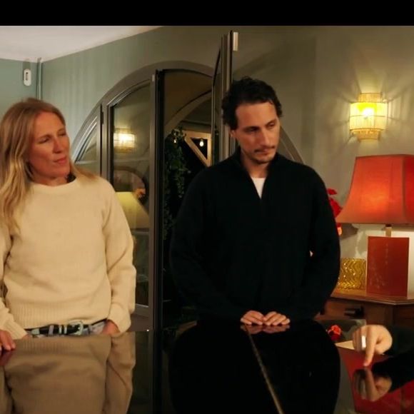 Mosimann, Agathe Lecaron, Frédéric Lopez et Samuel Bambi dans "Un dimanche à la campagne" ce 13 septembre 2026 sur France 2

Capture d'écran France 2