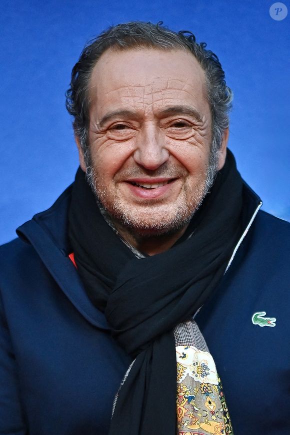 Patrick Timsit au photocall Les disparues de la gare dans le cadre du 27ème Festival de la Fiction de La Rochelle le 17 septembre 2025 à La Rochelle, France. Photo par Franck Castel/ABACAPRESS.COM