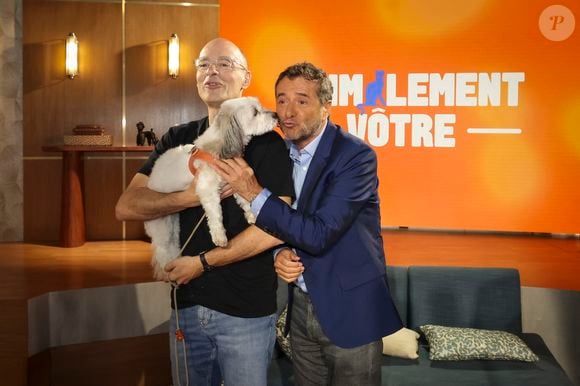 Exclusif - Bernard Werber, sur plateau de la nouvelle émission "Animalement Vôtre" présentée par Bernard Montiel et diffusée le 9 novembre sur France 3, à Paris, France, le 13 octobre 2025. © Jack Tribeca/Bestimage
