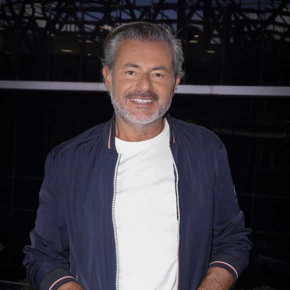 Jérôme Anthony - Portraits des chroniqueurs lors de la nouvelle émission "Tout beau, tout n9uf" présentée par C. Hanouna sur W9 à Paris le 1er septembre 2025. © Jack Tribeca / Bestimage