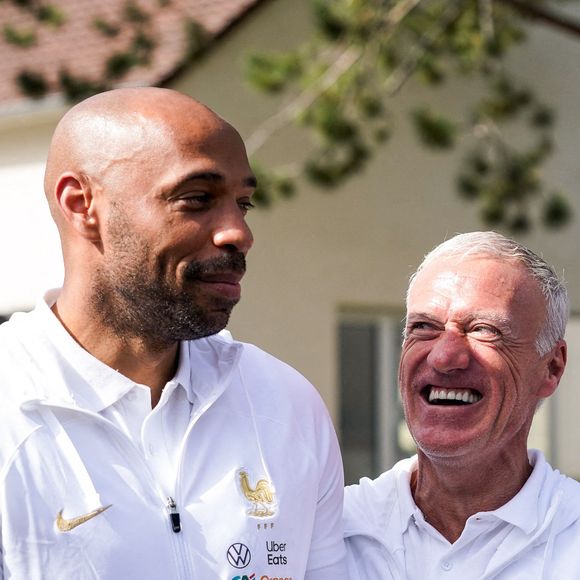 Thierry Henry, entraîneur de l'équipe de France U21 et Didier Deschamps, entraîneur de l'équipe de France lors de l'inauguration du nouveau complexe Michel Hidalgo à l'INF Clairefontaine le 5 septembre 2023 à Clairefontaine, France. Photo Hugo Pfeiffer/Icon Sport/ABACAPRESS.COM