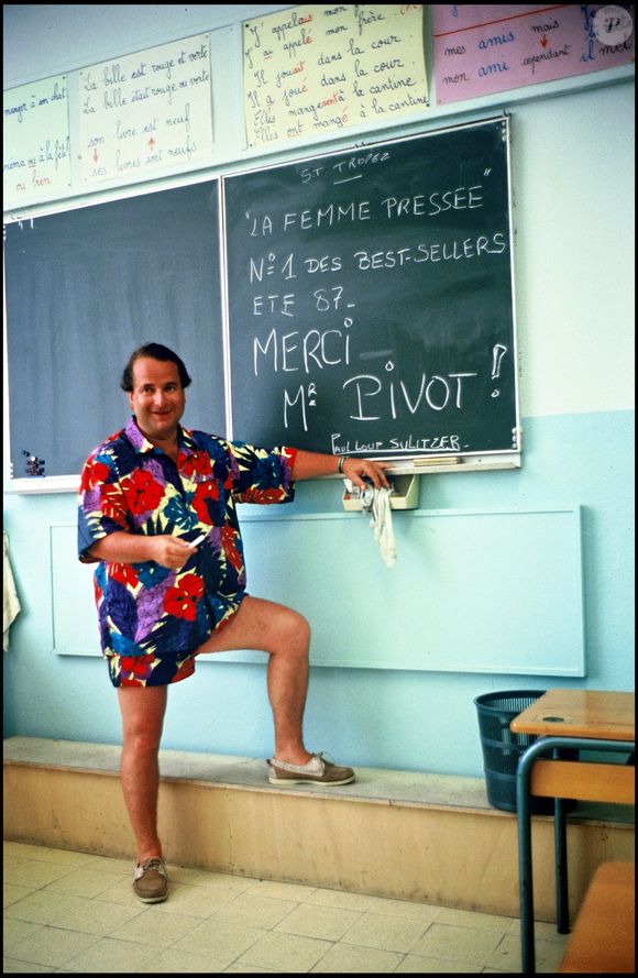 Paul-Loup Sulitzer dans une école (archive)
©DANIEL ANGELI / BESTIMAGE