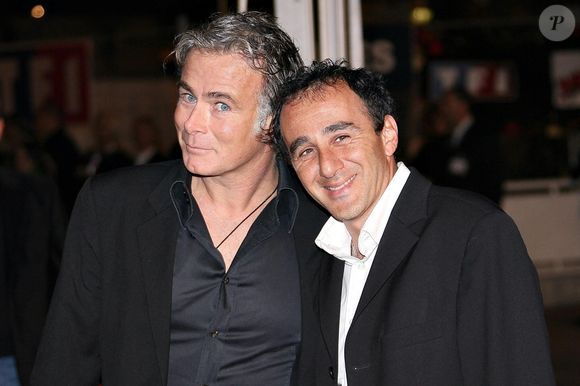 Elie Semoun et Franck Dubosc assistent aux NRJ Music Awards 2007 au Palais des Festivals à Cannes, France, le 20 janvier 2007. Photo by Khayat-Nebinger-Gorassini/ABACAPRESS.COM