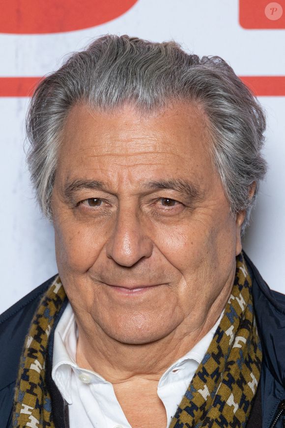 Christian Clavier assiste à la première du film 'Le Routard' au Max Linder le 24 mars 2025 à Paris, France. Photo par Nasser Berzane/ABACAPRESS.COM