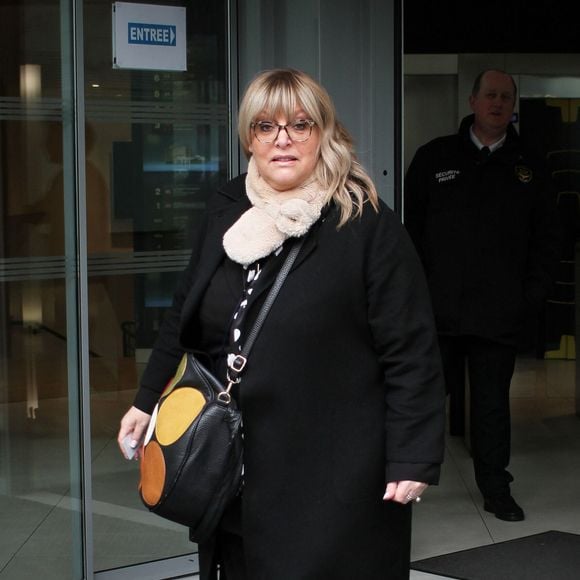 La sociétaire des "Grosses Têtes" a publié une jolie photo de sa fille, Salomé, en robe de mariée

Caroline Diament à la sortie des studios de RTL à Neuilly-sur-Seine, le 18 décembre 2025.
© Jonathan Rebboah / Bestimage